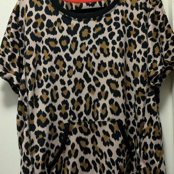 Animal print short sleeve sweatshirt - Picture 1 of 1